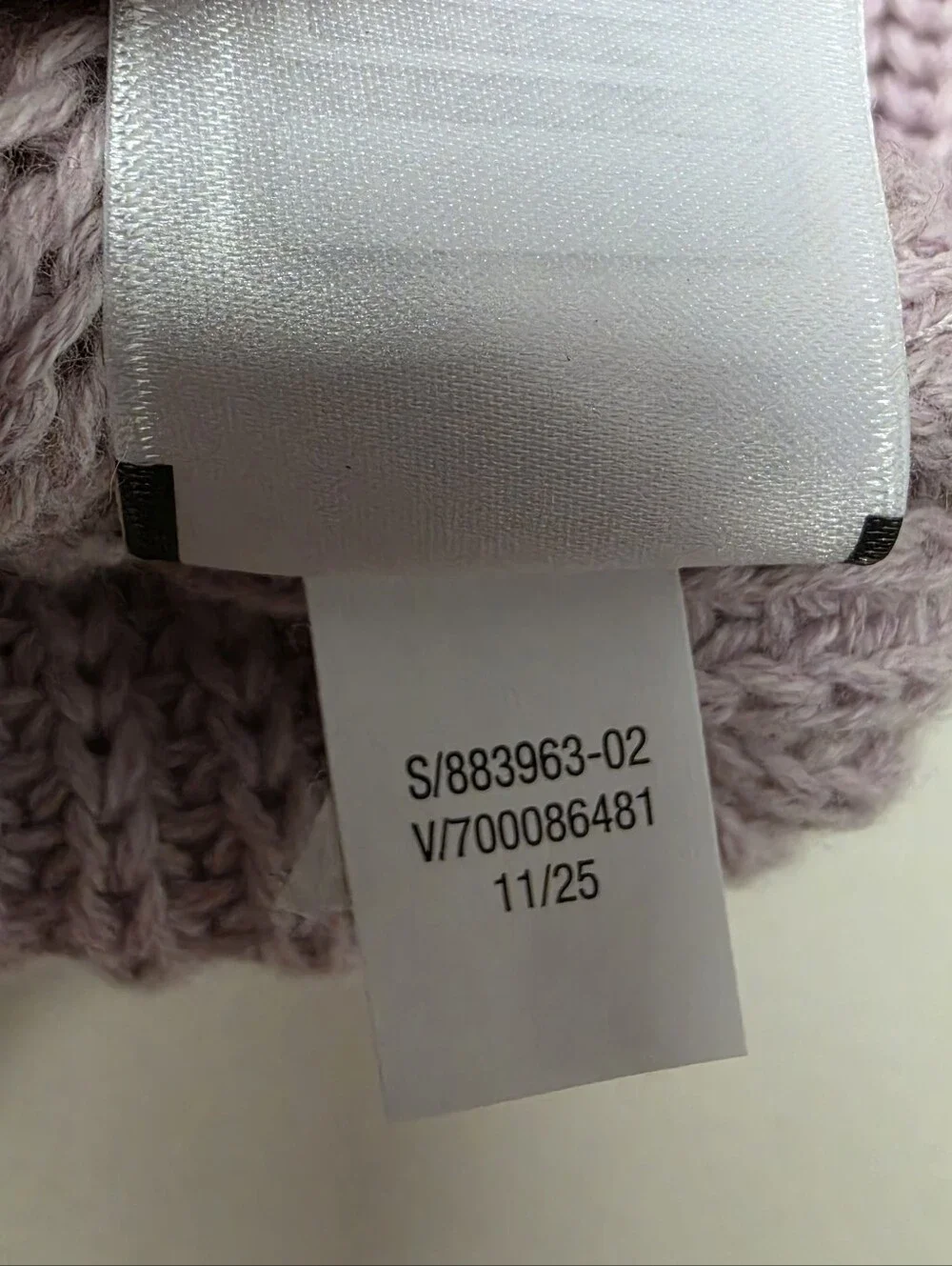 Old Navy Loose Unisex Knit Baby Sweater Tulip Motif Lilac 12 - 18 Months